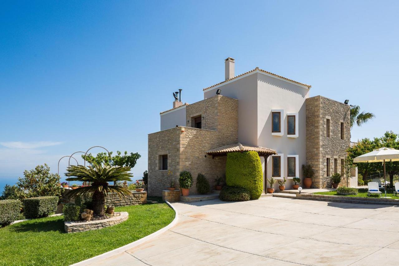 Villa Natura - With Private Heated Pool Tria Monastiria 외부 사진